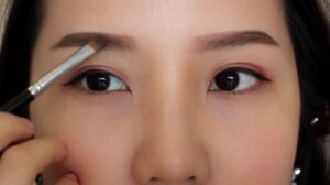 Basic makeup steps